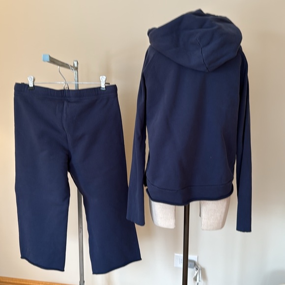 Frank & Eileen Navy Hoodie Sweatshirt Melanie
& Catherine Sweatpants Size L/S - Picture 4 of 7